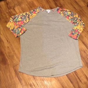 Lularoe top - large